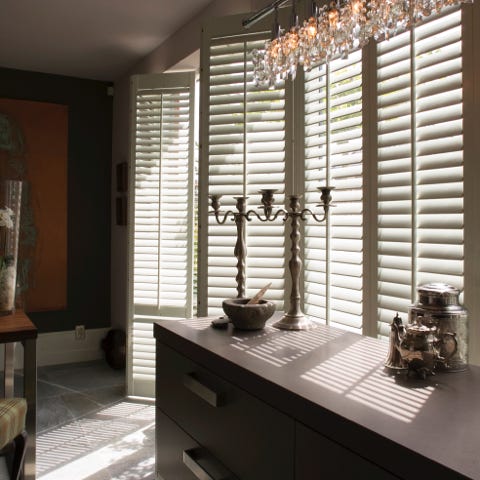 Shutters in een klassiek interieur